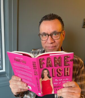 Fred Armisen Instagram - I love this book! @marylynnrajskub #fameish