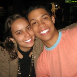 Fred Ferreira Instagram - Era um Te Adoro no vidro do carro quando tudo começou. Depois, milhares de Eu Te Amo, claro. Nesses anos todos (nem vou falar quantos), teve de tudo um pouco e eu só posso agradecer por tudo que você fez e faz por mim! Feliz Dia dos Namorados! Te amo, gata! @anacarolinaalarcao