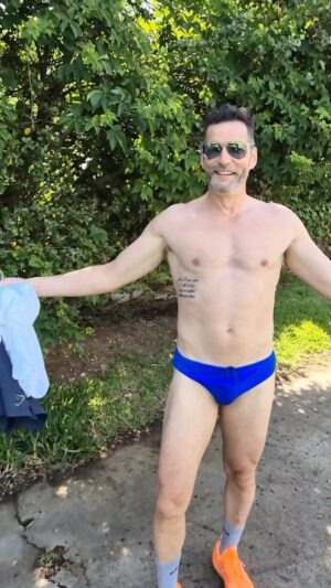 Fred Sirieix Instagram - First time I’m stuck for a caption 🤣🤣

Happy Friday everyone 😘🌞👋