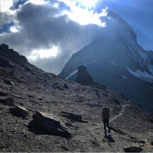 Freddie Thorp Instagram - Feeling Matterhorny 🤫 #matterhorn #summitfever photo: @dannyuhlmann
