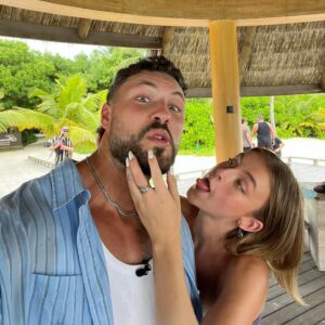 Frédérick Robichaud Instagram - Le paradis ou quoi