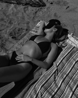 Frédérick Robichaud Instagram - Journée à la plage 🥓