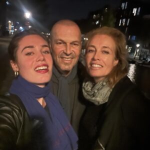 Frederique van der Wal Instagram - A joyous get together in Amsterdam to commemorate Scyler's graduation ❤️

Immersed in the enchanting city, cycling through its markets , full of flowers, shimmering water, and twinkling lights. 

It's a truly magical and serene experience, yet it reminds us of the countless places in the world where life has come to a standstill.

Embracing these precious moments of togetherness.

#amsterdam 
#carpediem