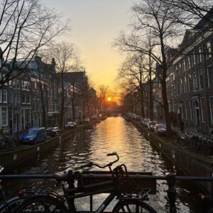 Frederique van der Wal Instagram - A joyous get together in Amsterdam to commemorate Scyler's graduation ❤️

Immersed in the enchanting city, cycling through its markets , full of flowers, shimmering water, and twinkling lights. 

It's a truly magical and serene experience, yet it reminds us of the countless places in the world where life has come to a standstill.

Embracing these precious moments of togetherness.

#amsterdam 
#carpediem