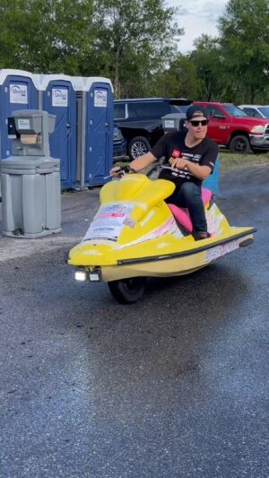 Fredric Aasbø Instagram - When in Florida… Do as Floridians.

Thanks for the ride, @jacksonperformance!

(Video: @ek20r)