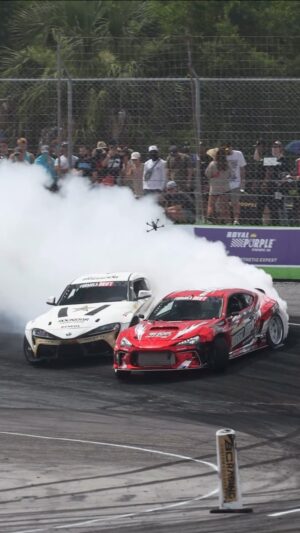 Fredric Aasbø Instagram - A close look at what happened this weekend: When Diego came down shallow and center punched the inner clip, I made the mistake of staying wider and caught myself in the smoke, eventually losing track of where I was, and tagged him in the transition. Whiteout! Onto the next!

#TeamToyota @rockstarenergy @nittotire @eneosusa @rsrusa @larry_chen_foto