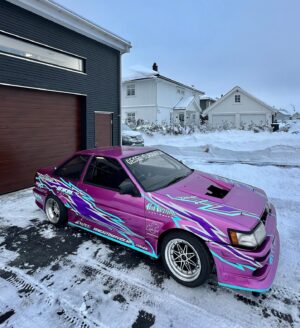 Fredric Aasbø Instagram - And here it is - my new project car! Japanese import, right hand drive, AE86 Toyota Corolla Levin Coupe!

Big plans for this one. I bought it as a roller from Norwegian hachiroku mastermind @fotogene_tole, and the goal is to do tandems with him in his Trueno… I plan to keep the basic livery the same, but adjust with correct logos and details. 

Wait till you see the engine we’re building for this one 😃

#Hachiroku #OldSkool #TeamToyota