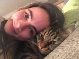Freya Tingley Instagram - Missing Norman 😺