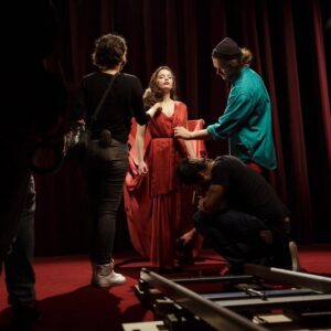 Freya Tingley Instagram - BTS @thesonatamovie 💃🏻💄now in theaters in the 🇺🇸 and on AppleTV!!! 👻🎻