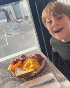 Friedman Twinkies Instagram - Our time has come to say goodbye to NY. We had an incredible time with constant food! Until next time! #seeyoulater @newyorkcity #untilnexttime #goodlife #workingkids