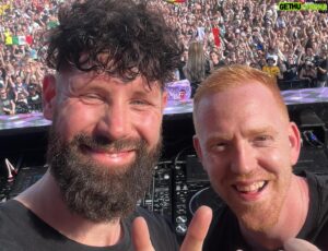 Frontliner Instagram - Happy birthday my friend 😊 @djbfront @bfrontliner