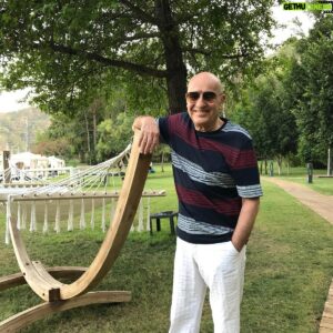 Fuat Güner Instagram - Hepinize iyi bir hafta diliyorum, pandemide ikinci dalga gelmek üzere, sosyal mesafenizi önemseyin, maske takmayı unutmayın, bu konunun şakası yok ancak bilinçli olursak atlatabiliriz, lütfen dikkatli olun,sevgiler