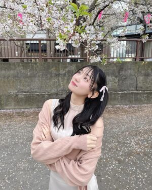 Fuka Kumazawa Instagram - 桜散る前に見に行けたよ🌸
葉桜になってて綺麗だったーー！

皆もお花見出来たー？