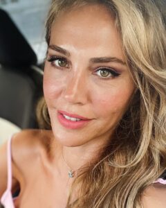 Actress Fulden Akyürek HD Instagram Photos and Wallpapers July 2024