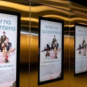 Gabi Spaciari Instagram - Essa é pra agradecer todo mundo que foi nas sessões e pelas mensagens que recebi! É muito bom saber que o amor e dedicação que tenho pelo cinema conseguiu chegar até vocês 🙏🏻🤍

Obrigada @miguelrodriguesdiretor e @leandraaieedo @takeatakefilms @gustavocalenzani @gustavogerard @flavinhaerthal @leilamaga 
Por terem me dado esse presente de dar vida à esse filme com vocês. 

#cinema #cinemanacional #films #filmes #filme #movies #movie #comedia #comediaromantica #featurefilm #longametragem #longa