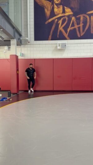 Gable Dan Steveson Instagram - Haven’t done one of these in little while.. Still getting up! (275lbs)