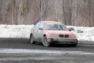 Gabriel Basso Instagram - Learned even more this time. Like how to only get bugs on the side windows. Rear wheel drives are my favorite @teamoneil