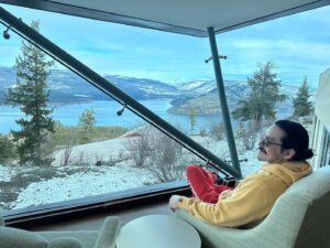 Gabriel Luna Instagram - Lake Okanagan. #syilxterritory #Ogopogo #BC 🏔️🌨️🏔️