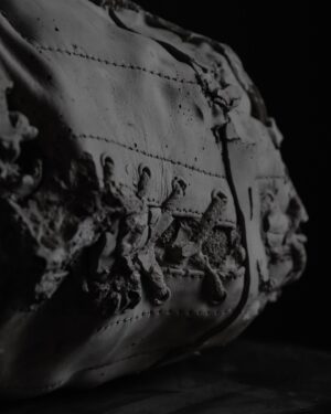 Gabriel O'Shea Instagram - Head III (2023)
Concrete and nails on metal base
21h x 32w x 23d cm
-
#leathermask#bdsm#bdsmmask#gabrieloshea#bondageart#figurativeart#figurativesculpture#artefigurativo#esculturafigurativa#submission#concretedesign