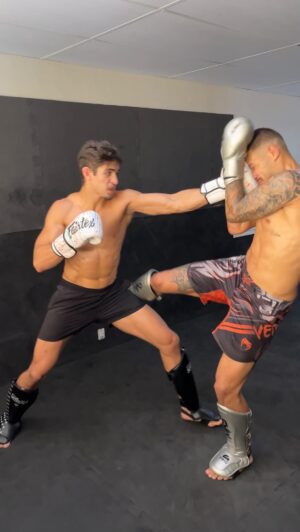 Gabriel Souza Instagram - VAMBORA!! Está aí o que vocês tanto queriam saber, a próxima guerra já está chegando. 🔥🔥
.
.
.
.
.
.
.
@centurion.mma 
.
.
.
Minha próxima luta de mma profissional 
.
.
#mma #lutador #rotina