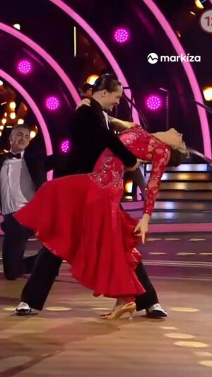 Gabriela Marcinková Instagram - Táto dvojica 🔥 @gabrielamarcinkova a @matyasadamec 💯 na Let’s Dance turné po Slovensku 🇸🇰

Zažite so svojimi blízkymi jedinečný večer 🪩 Naživo uvidíte program plný najlepších tanečných výkonov, známych tanečných párov, ktoré ste videli v televíznej šou 💥 Zabavia vás moderátori aj obľúbená porota a mnoho prekvapení navyše, ktoré ste v televízii nevideli. 

👉 Vstupenky sú v predaji @ticketportalsk 

*Let’s Dance turné vzniká v spolupráci s BBC Studios a pre Televíziu Makíza turné pripravuje Magic event production, organizátor veľkých kultúrnych podujatí na Slovensku.

#tvmarkiza #letsdance #letsdancemarkiza #lsd #dance #show #turne