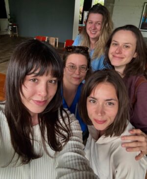 Gabriela Marcinková Instagram - Nová inscenácia v procese!🫡

#slzyjankaborodaca #september2024 #presovpower