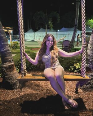 Gabriella Belpre Instagram - Swing life away