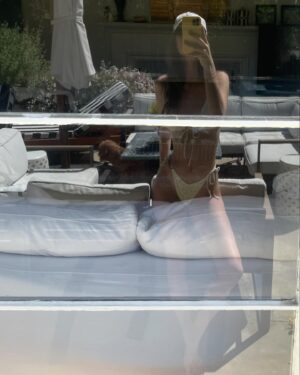 Gabrielle Haugh Instagram - A week in reflections.