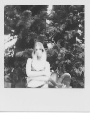 Gabrielle Haugh Instagram - Blurry moments with @julianunganostudio