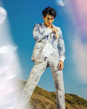 Gaku Oshida Instagram - .
Stylist: @10qa100
Photo : @jbuddyphoto 
Hair and makeup :@guchiii.hm