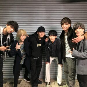 Gaku Oshida Instagram - .
本日、20時より公開されました。
NICE LADY FIRSTさんのMV『color』出演しております！

ついに
タニグチ、タクヤと一緒に作品作ったぞー！！
プライベートでも仲良くしてくれる、僕の大切な仲間です。この2人と、そして、素晴らしい曲を作ってくださったメンバーの皆さんと作品を作れた事がすごく僕にとって大きな事でした。
みんなみてね。