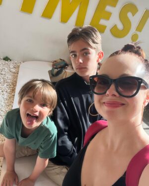 Galadriel Stineman Instagram - Thank you @kevin.joy for the best Mother’s Day I’ve ever had. 🌸🥰