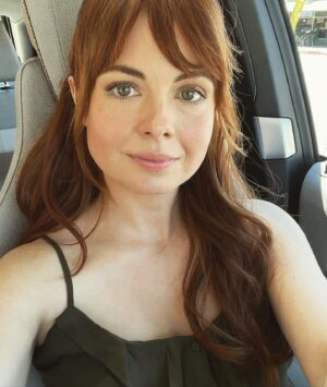 Galadriel Stineman Instagram - 👋 🌞 🥵