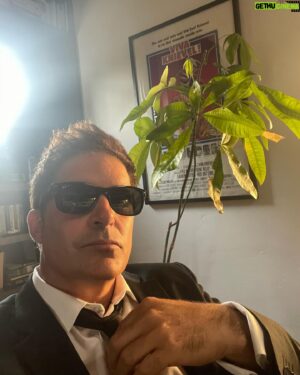 Galen Gering Instagram - Coming to terms with the fact that I’ve lost these sunglasses. They didn’t even have one scratch on em. Don’t tell @jennagering tho because they were a gift and she’ll be angry😉
#lost
#raybanwayfarer 
#justhings
#spitbomb