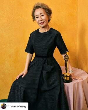 Gana Bayarsaikhan Instagram - Yeyyy ✨✨✨✨✨✨🌠💛💛💛🎥Director Chloé Zhao became the first woman of colour and only the second woman ever to win an Oscar for Best Director!  #Minari star Youn Yuh-jung’s win in the Best Supporting Actress category makes her the first Korean actor to be recognised with an Academy Award 👏👏👏👏👏🥰

#oscar #academyawards #ChloéZhao #younyuhjung