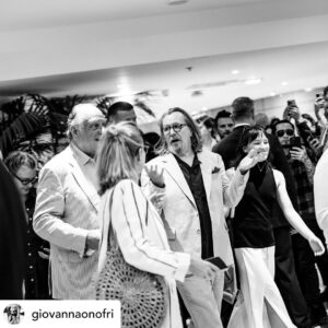 Gary Oldman Instagram - Gary Oldman & Gisele Schmidt <3
@festivaldecannes 

📸: @giovannaonofri 

#garyoldman #giseleschmidt #redcarpet #festivaldecannes #cannes77 #photography #giovannaonofriphotography