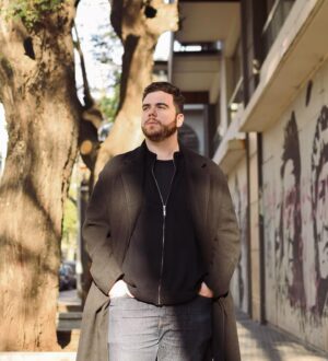Gastón Cocchiarale Instagram - Hermosa charla sobre mi recorrido y el momento que estoy viviendo. Con @terrazaslucas para @infobae 🧡

Gracias @soy.prensa por ser las mejores. 
Gracias a la vida por tanto ✨🎬🎭

Ph @franpettinari 📸