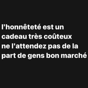 Gato Da Bato Instagram - 🏴‍☠️
J’espère que certains d’entre vous comprennent 🫵
#aunomdekelanight 
La piraterie n’est jamais fini 
#ZOELAND #92I #SAL #NU⭐️AR