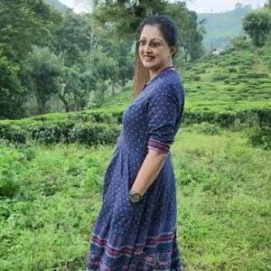 Actress Gautami HD Instagram Photos and Wallpapers May 2024