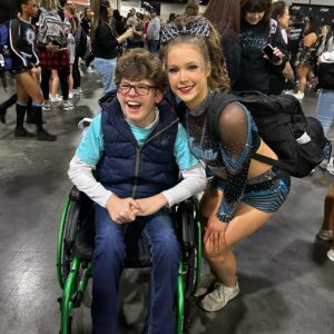 Gavin McHugh Instagram - My cousin Mia is a NATIONAL CHAMPION! I’m so proud of you @miaxminor you are awesome! I don’t know how you can do it 😊🏆🥇