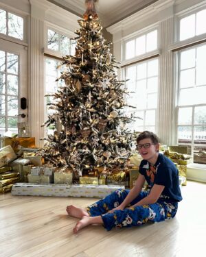 Gavin McHugh Instagram - Merry Christmas & Happy Holidays everyone!