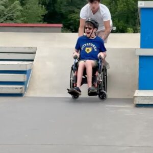 Gavin McHugh Instagram - Thank you @liferollsonfoundation for such a fun day! Thank you for everyone who donates to make this day possible and for the volunteers especially @ms_jen4 @miguel_arroyo and my buddy @tbresnihan I literally had such a great day!