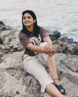 Gayathri Arun Instagram - 🌊🌊 #blissfullday #beachphoto