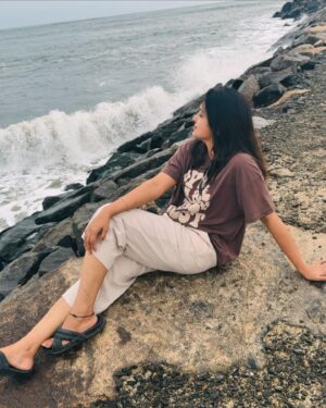 Gayathri Arun Instagram - 🌊🌊 #blissfullday #beachphoto