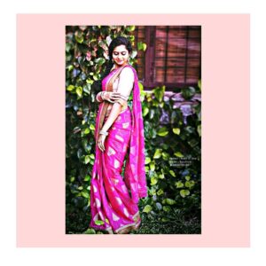 Gayatri Rema Instagram - Down to earth, but still above you.. .
P.C - @bhagathmakka
.
.
#gayatrirema #chooselovely #centred #liveinthenow #peacefulwarrior #thepowerofnow #stillness #nostigma #thelightsofbeauty #goodthoughts #onlygoodvibes #selftalk #thinkhappythoughts #beherenow #heartbliss #intuitiveliving #loveandlight #healthyhappylife #mindbodyspirit #selfloveclub  #sareelove #pinkpinkpink #pinksaree #traditionallooks #beautiful #homelygirl
