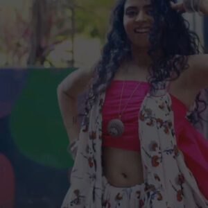 Gayatri Rema Instagram - Is my vetti better or mainaru vetti better? 🤣🙊

@saregamatamil

Dc - @sujith_htb
Costume designer - @rijaras_closet
Mua - @gayathri_mua_for_u
Cinematography - @filmbysundar

#instagram #reels #trending #viral #dance #cinema #kolly #gayatrirema #mainaruvetti #keerthysuresh #dasaramoviesong #santhoshnarayanan #dhee #lyricistmuthamil