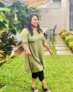 Geethi Sangeetha Instagram - പച്ചപ്പും,ഹരിതാഭയും, മഴയും പിന്നെ ഞാനും..
.
.
.
. .
.
.
.
.
.
.
.

📸 @the_foodie_twin 
Location @cozcoffee 

#rain #rainyday #lunch #lunchtime #coz #cozcafe #panambillynagar #kochi #brother #kc #brotherfromanothermother #friends #happiness