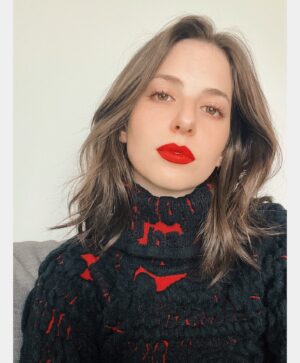 Genevieve Buechner Instagram - 🍒