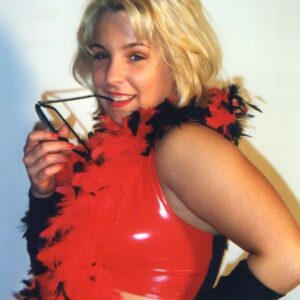 Genevieve Goulet Instagram - June 19, 1997 is the day where I had my first ever wrestling match.

On the same day this year, I'm still in the hospital.

Ah well.... Happy 27th year! 🤘

PS: This picture is from 1998. I was 18.