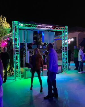 Genoveva Rossi Instagram - At @paradiseislandsiny 🍷🪩💃🕺

#paradiseisland #statenisland #genovevarossi